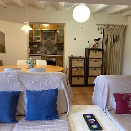 Holiday home Casa Montanyes *
